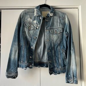 Size M AG Jean Jacket in Excellent Condition, worn twice